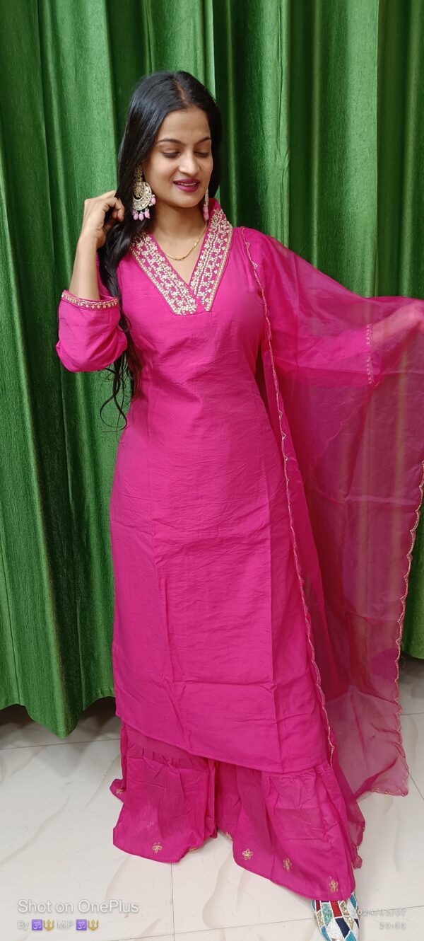 suit with organza dupatta