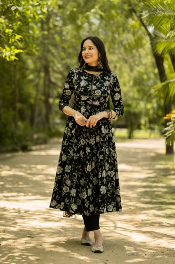 Black Anarkali Suit Set: Floral & Yoke Design